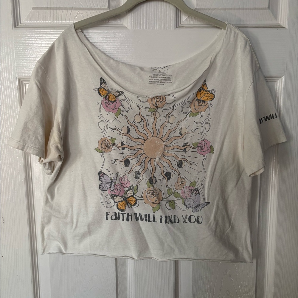 Cold Crush Cream Graphic Tee with Sunflower & Butterfly Motif